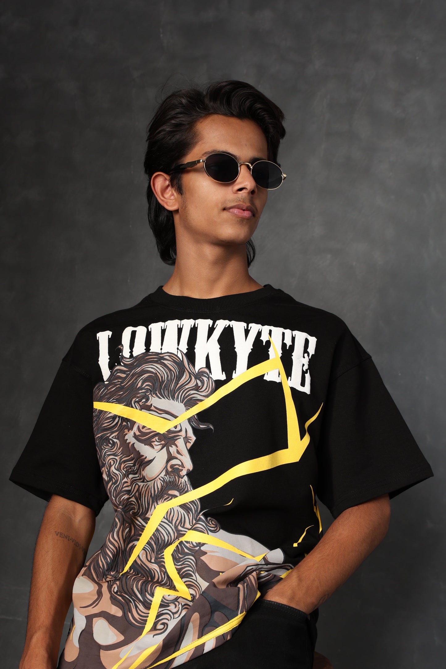 Zeus Tee
